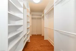 1001 Pamlico Dr, Greensboro, NC 27408 - Photo 31