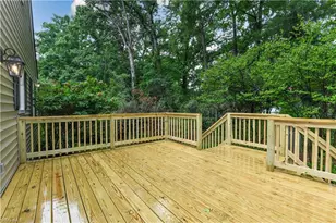 1001 Pamlico Dr, Greensboro, NC 27408 - Photo 33