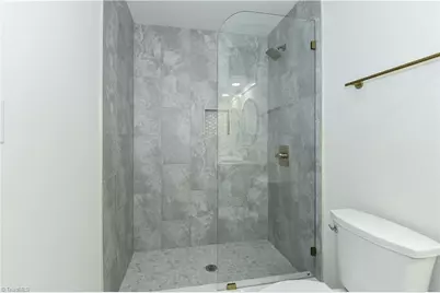 1001 Pamlico Drive, Greensboro, NC 27408 - Photo 29