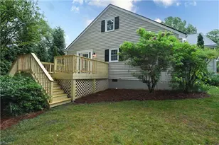 1001 Pamlico Dr, Greensboro, NC 27408 - Photo 35