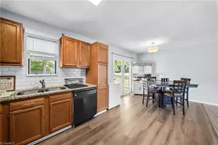 500 W Holly Hill Rd, Thomasville, NC 27360 - Photo 11