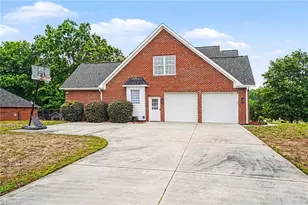 390 Beech Ridge Rd, Thomasville, NC 27360 - Photo 33