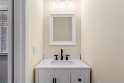 246 Hampton Road #8B, Asheboro, NC 27203 - Photo 15