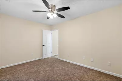 246 Hampton Road #8B, Asheboro, NC 27203 - Photo 17