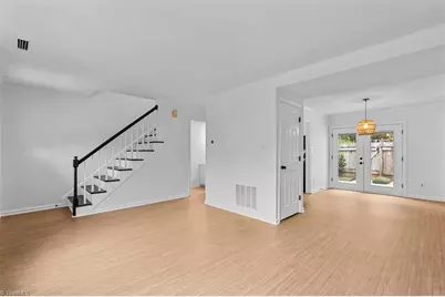 115 Charlestowne Circle, Winston-Salem, NC 27103 - Photo 7