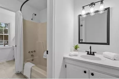 115 Charlestowne Circle, Winston-Salem, NC 27103 - Photo 23