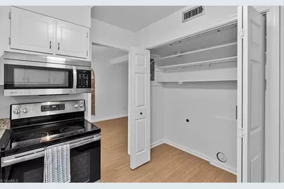 115 Charlestowne Circle, Winston-Salem, NC 27103 - Photo 13
