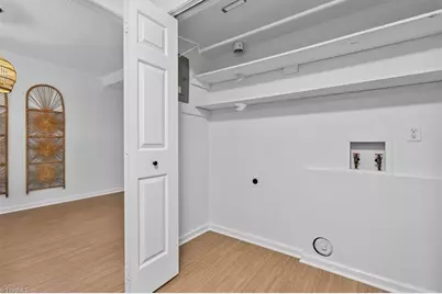 115 Charlestowne Circle, Winston-Salem, NC 27103 - Photo 17