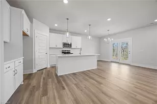 3244 Thelbe Ln, Kernersville, NC 27284 - Photo 13