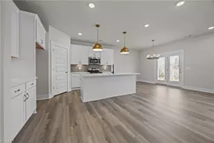 3244 Thelbe Ln, Kernersville, NC 27284 - Photo 7