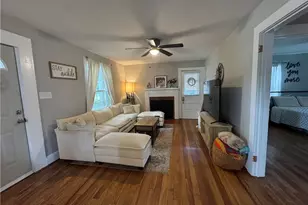 810 N Main St, Walnut Cove, NC 27052 - Photo 11