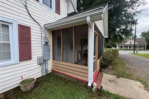 810 N Main St, Walnut Cove, NC 27052 - Photo 5