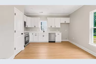 217 Lansdowne Street, High Point, NC 27262 - Photo 17