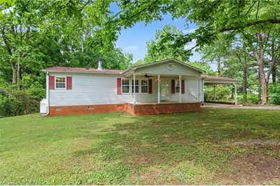 194 W 3rd Street, Denton, NC 27239 - Photo 3