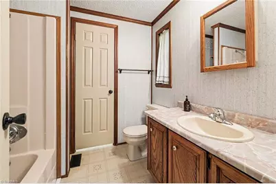 194 W 3rd Street, Denton, NC 27239 - Photo 21