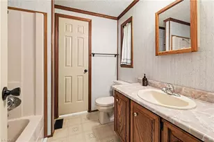 194 W 3rd St, Denton, NC 27239 - Photo 21