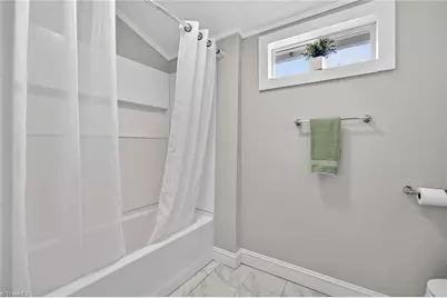 1139 E Main Street, Graham, NC 27253 - Photo 13