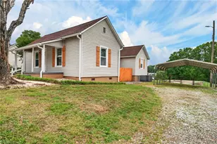 1139 E Main St, Graham, NC 27253 - Photo 27