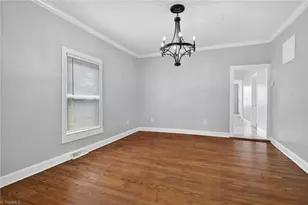 1139 E Main St, Graham, NC 27253 - Photo 11