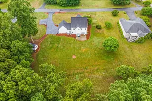 129 Walnut Ave, Yadkinville, NC 27055 - Photo 37