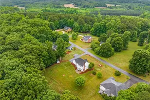 129 Walnut Ave, Yadkinville, NC 27055 - Photo 43