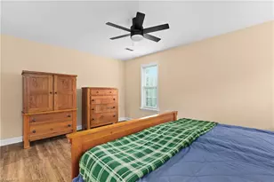 129 Walnut Ave, Yadkinville, NC 27055 - Photo 23