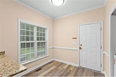 129 Walnut Avenue, Yadkinville, NC 27055 - Photo 11