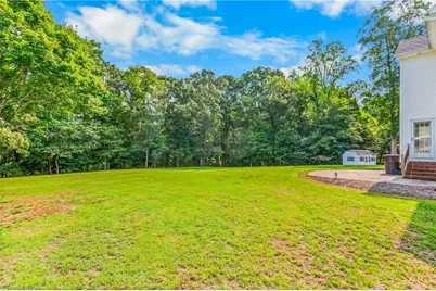 129 Walnut Avenue, Yadkinville, NC 27055 - Photo 25