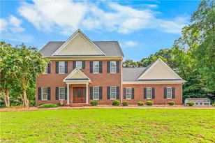 129 Walnut Ave, Yadkinville, NC 27055 - Photo 21