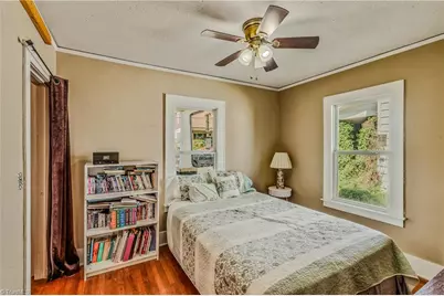 130 W Elm Street, Mount Airy, NC 27030 - Photo 21