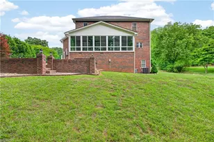 1380 Ridgewood Cir, Asheboro, NC 27203 - Photo 11