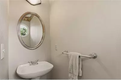 2032 Williamsburg Manor Court, Winston-Salem, NC 27103 - Photo 7