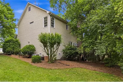 2032 Williamsburg Manor Court, Winston-Salem, NC 27103 - Photo 31