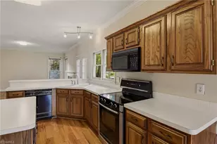 2032 Williamsburg Manor Ct, Winston-Salem, NC 27103 - Photo 17