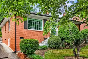 214 Mayflower Dr, Greensboro, NC 27403 - Photo 35