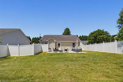 315 Maynard South Drive, Winston-Salem, NC 27107 - Photo 27