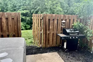 2926 Grove Park Dr, Burlington, NC 27215 - Photo 15