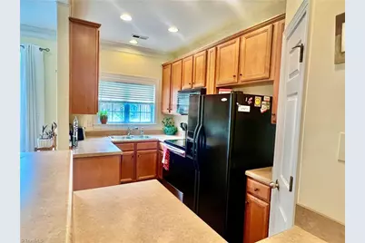 2926 Grove Park Drive, Burlington, NC 27215 - Photo 13