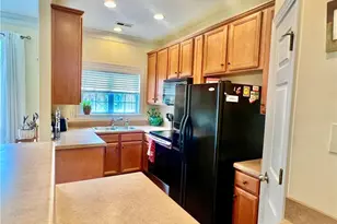 2926 Grove Park Dr, Burlington, NC 27215 - Photo 13