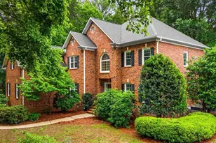 1789 Deer Run Ct, Oak Ridge, NC 27310 - Photo 3
