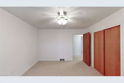 7950 E Holly Grove Road, Thomasville, NC 27360 - Photo 33