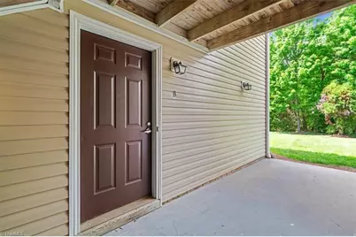 5627 Hornaday Road #B, Greensboro, NC 27409 - Photo 3