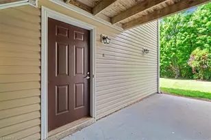5627 Hornaday Rd, Greensboro, NC 27409 - Photo 3