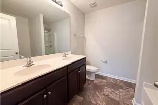 3462 Pridgen Ridge Dr, Winston-Salem, NC 27127 - Photo 9