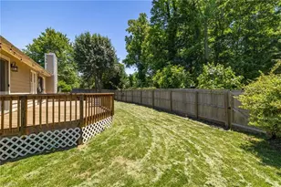 3307 Briarbend Dr, Greensboro, NC 27410 - Photo 39