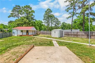 102 Grimes Park Dr, Thomasville, NC 27360 - Photo 17