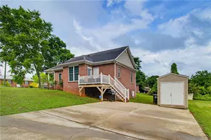 529 Meredith Ave, Lexington, NC 27292 - Photo 29