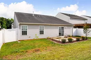 3929 Foliage Dr, Winston-Salem, NC 27101 - Photo 25