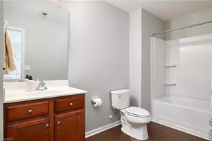 3929 Foliage Dr, Winston-Salem, NC 27101 - Photo 15