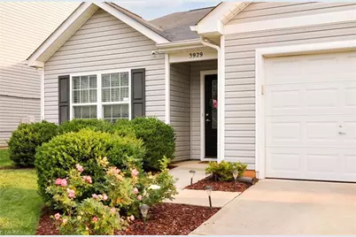 3929 Foliage Drive, Winston-Salem, NC 27101 - Photo 3